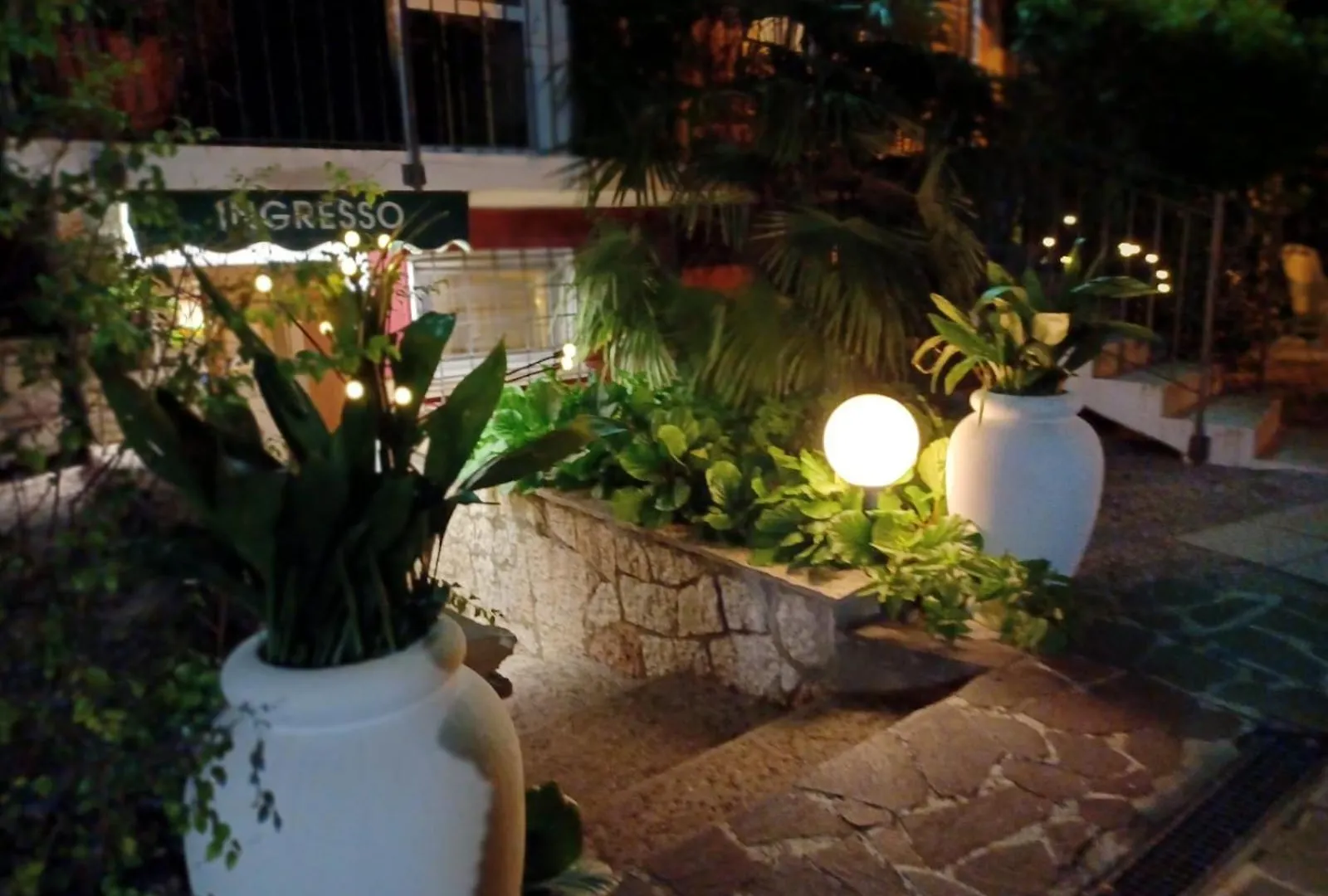 **  סירמיונה Hotel Villa Pagoda איטליה