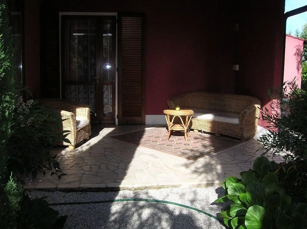 סירמיונה Hotel Villa Pagoda 2*,